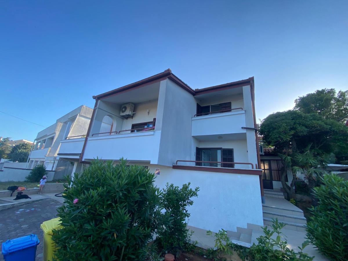 Cukon Holiday Home Premantura Exterior foto